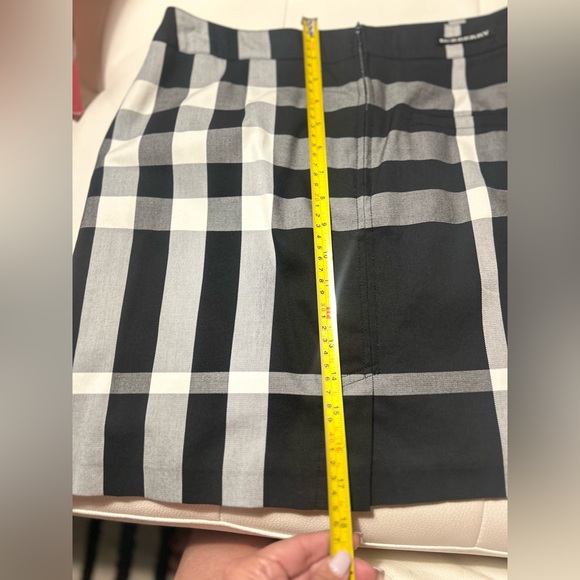BURBERRY Skirt - Picture 9 of 11